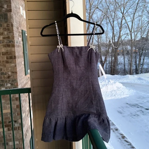 🆕 AQUA Tweed Drop Waist Mini Dress Exclusive Pearl Strap Bow Detail Size S Party - Picture 5 of 16